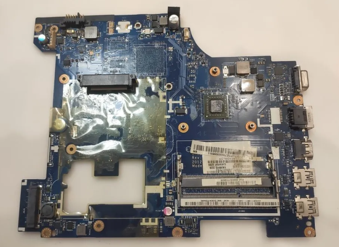 Материнская плата Lenovo G585 LA-8681P