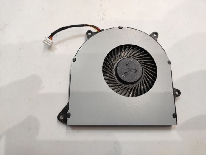Вентилятор (кулер) Lenovo 110-15acl DC28000CVF0