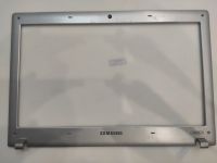 Рамка матрицы Samsung RV515 BA75-02855A