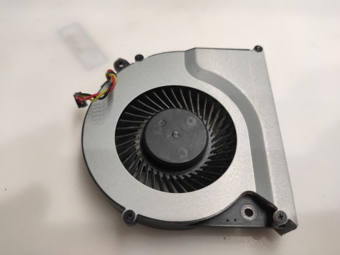 Вентилятор системы охлаждения Toshiba L870D - C870