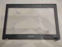 Рамка матрицы Samsung R440 BA75-02407A с дефектом 1 заглушки петли