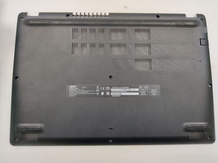 Нижняя часть корпуса (поддон) Acer A315-54 A315-42 с разбора сломано несколько защелок
