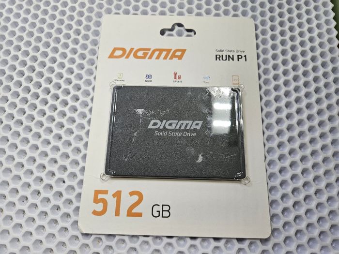 SSD накопитель Digma Run P1 DGSR2512GP13T 512ГБ, 2.5"