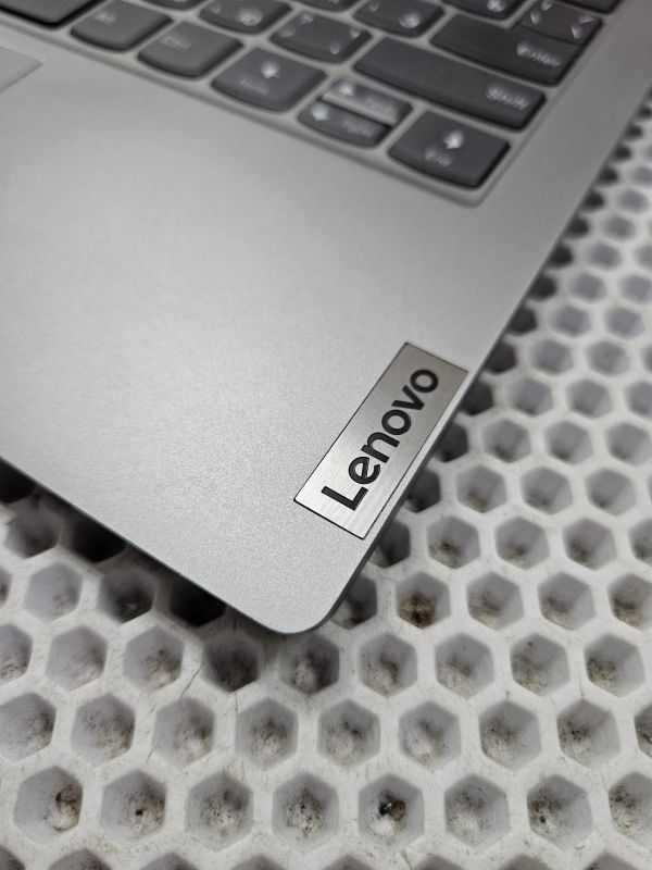 Ноутбук Lenovo 13 g2 itl SSD 512/8 ГБ озу/i5-1135G7