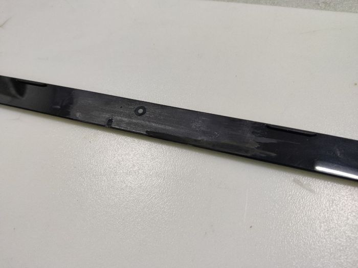 Рамка матрицы для ноутбука Lenovo B570e потертости, сломана одна защелка