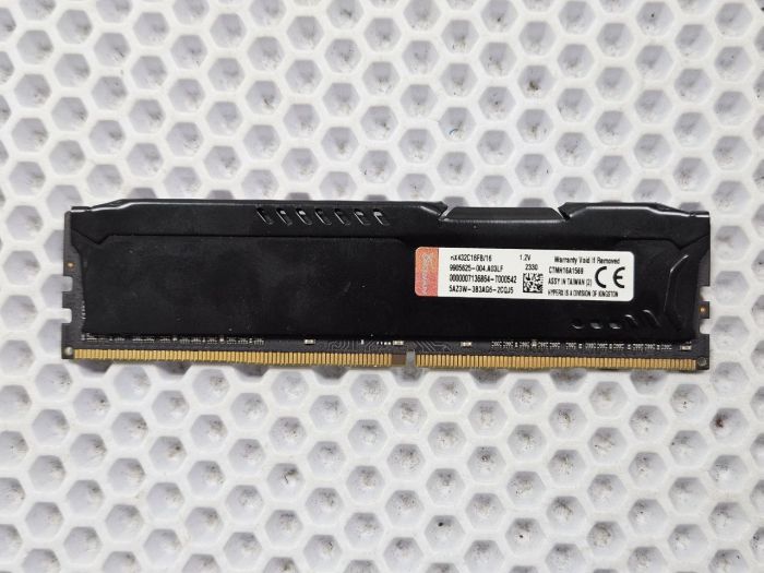 Оперативная память Fury HyperX DDR4 16ГБ  3200 МГц HX432C16FB4/16