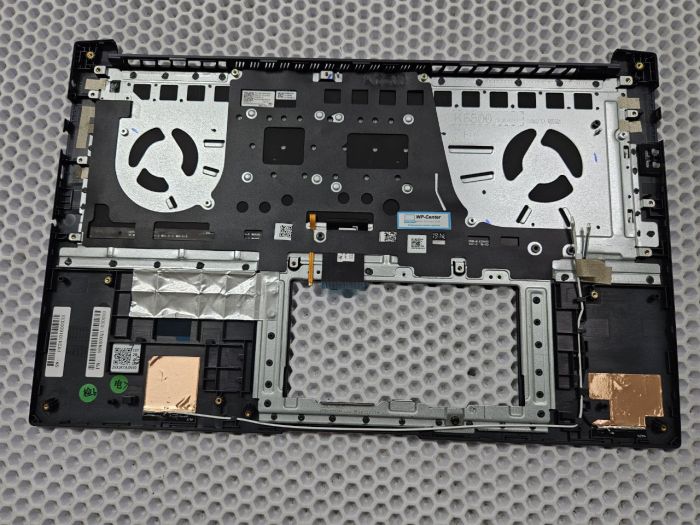 Верхняя часть корпуса (топкейс) для ноутбука Asus M6500Q c клавиатурой