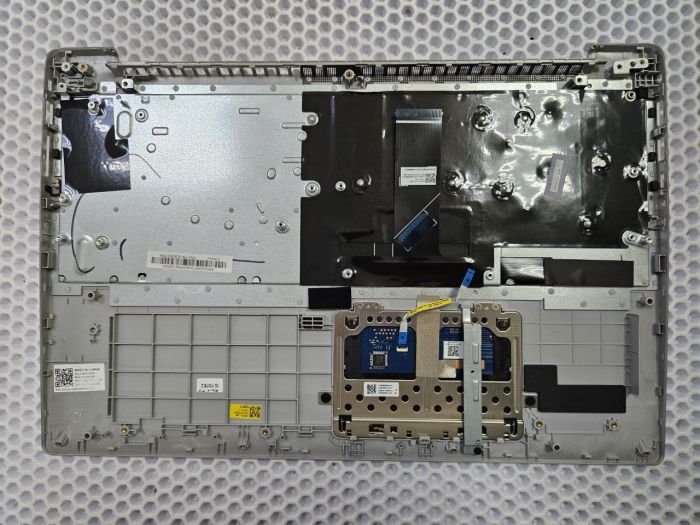 Верхняя часть корпуса (топкейс) для Lenovo 330S-15 с клавиатурой без подсветки и тачпадом (круглый разъем питания)