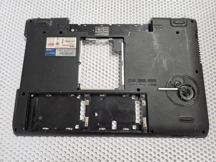 Нижняя часть корпуса (поддон) для ноутбука Asus n71j 13N0-GLA0311