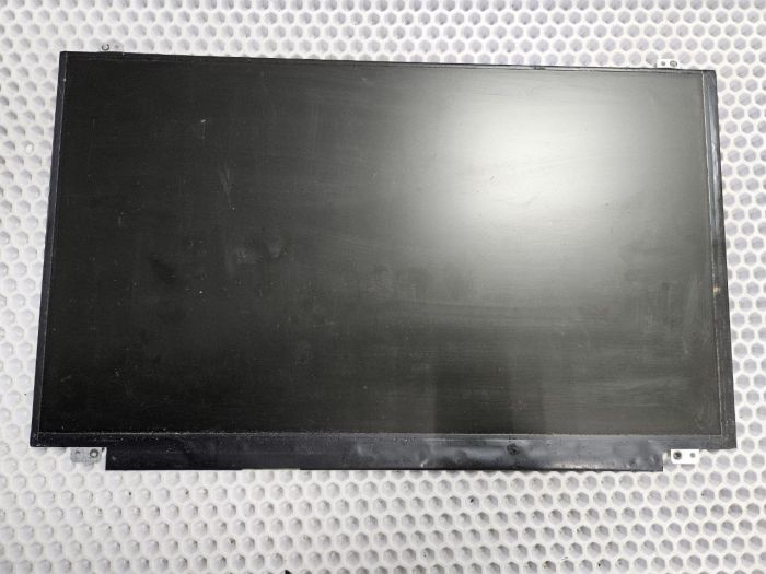 Матрица NT156WHM-N42 15.6"/TN/1366x768/Slim/уши верх-низ/30pin бу