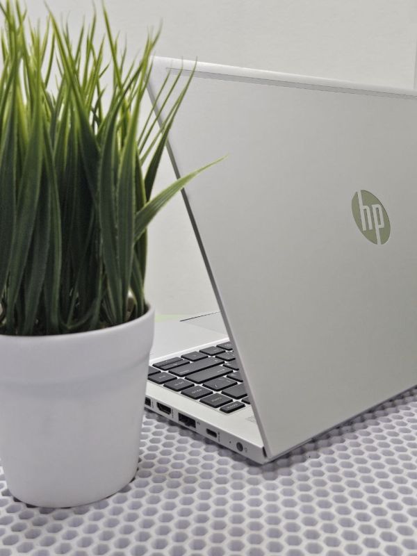 Ноутбук HP ProBook 440 G7 SSD 240ГБ/озу 8ГБ/i3-10110