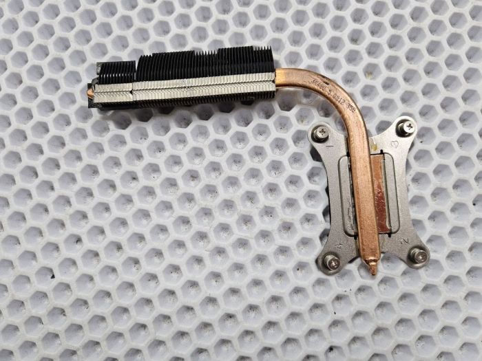Радиатор охлаждения BA62-00640A для ноутбука Samsung NP300E4A