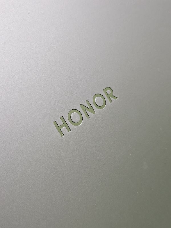 Ноутбук Honor MagicBook X16 SSD 512ГБ/ 8 ГБ ОЗУ/ i5-12450H/16"