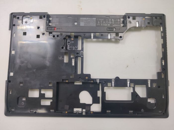 Поддон Lenovo IdeaPad G700 G710 (13N0-B5A0701) царапины