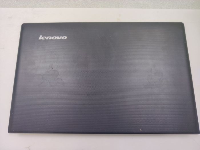 Крышка матрицы Lenovo g700 g710 p/n: 13N0-B5A0211 черная, царапины
