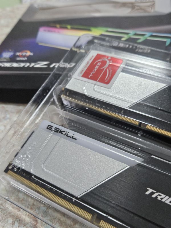 Оперативная память 32Gb DDR4 3200MHz G.Skill Trident Z Neo (F4-3200C16D-32GTZN) (2x16Gb KIT)