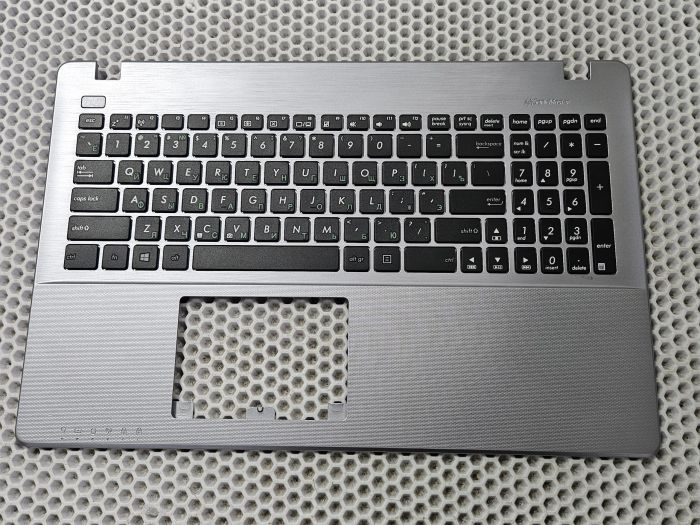 Верхняя часть корпуса (топкейс) для ноутбука Asus X550C с клавиатурой, серебристый, с замененной клавиатурой
