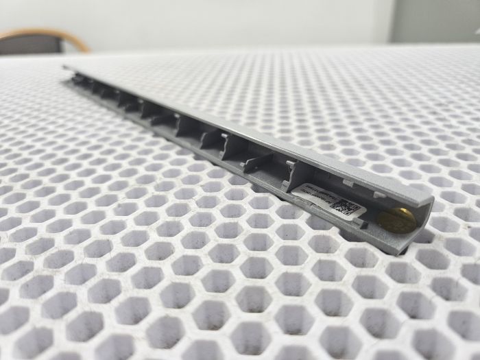 Заглушка петель Lenovo L340-15 L340-15IWL серебро