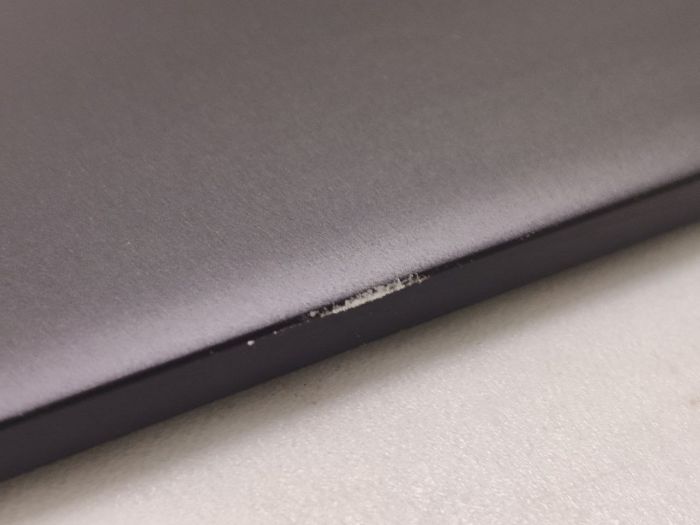 Крышка матрицы 13N1-AUA0L11 для ноутбука Asus Vivobook S15 S533E металлическая, имеет потертости, царапины