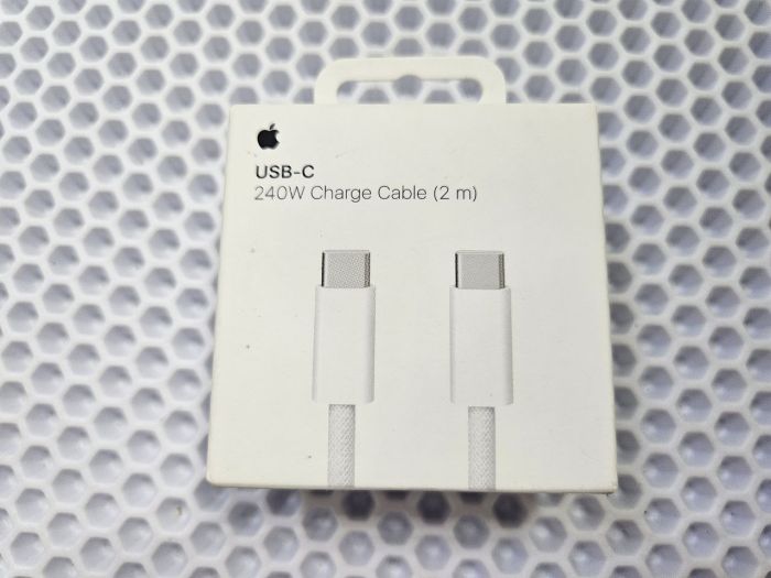 Кабель зарядный Apple USB-C/USB-C TYPE-C (2m iP15) BOX 240w