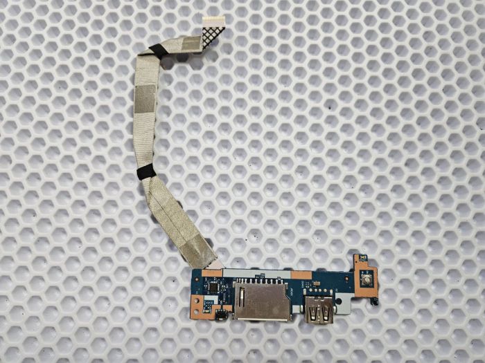Дочерняя плата с разъемами USB, cardrider, кнопкой включечения NS-D472 для Lenovo 3 15ITL6 со шлейфом