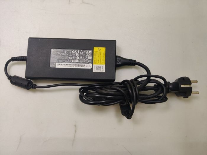 Зарядка для ноутбука Acer 19.5V 9.23A (180W) 5.5x1.7мм ориг, бу