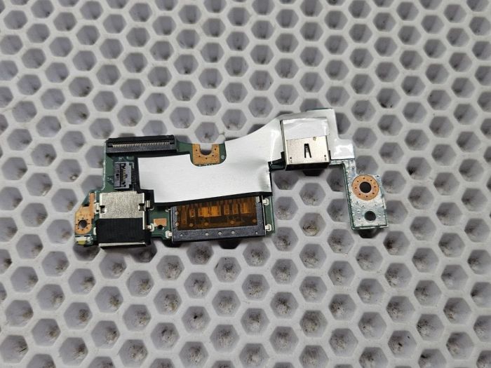 Дочерняя плата с USB и cardrider для  ноутбука Lenovo Thinkbook 15-IIL DA0LVAPI8E0 без шлейфа