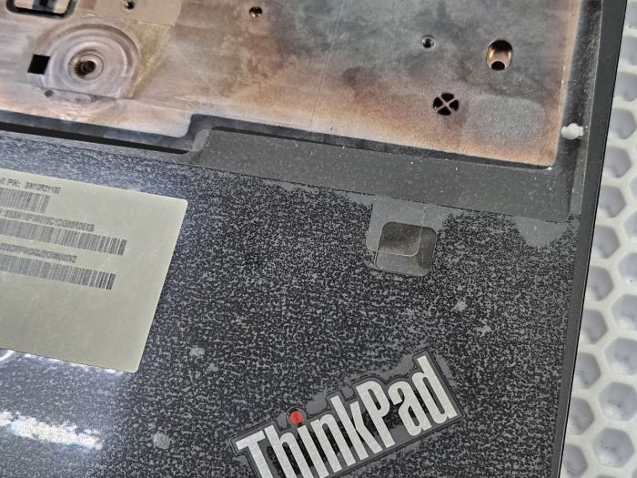 Верхняя часть корпуса (топкейс) для ноутбука Lenovo Thinkpad E580, E585