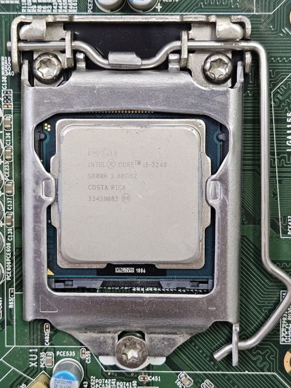 Материнская плата H-CUPERTINO-H61-UATX 3.20 LGA 1155 с процессором Intel Core i5-2400