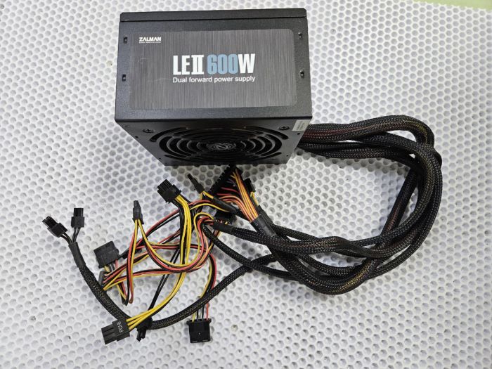 Блок питания Zalman ZM600-LEII ATX12V Ver 2.3 600W 600 Ватт 