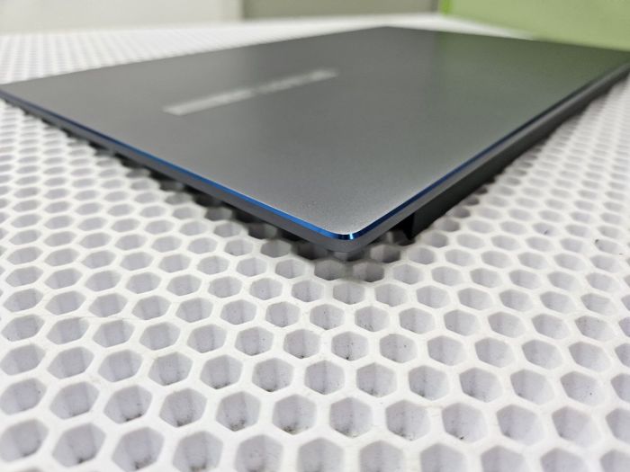 Крышка матрицы Honor MagicBook 15, X15 2020-2022 г серая с голубой окантовкой