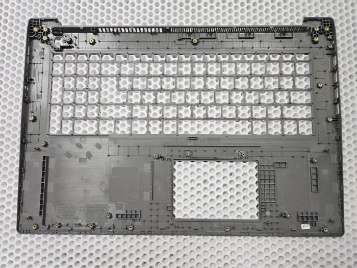 Верхняя часть корпуса (топкейс) для Lenovo IdeaPad 3 17ADA05 серебристый без клавиатуры