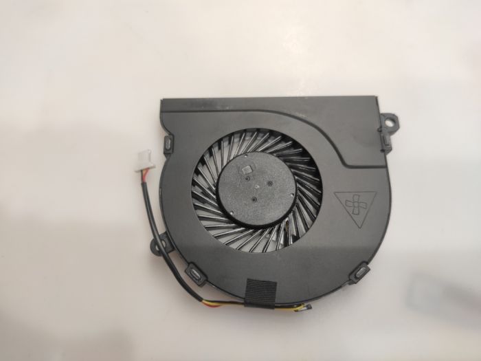 Кулер (вентилятор) для Dell Inspiron 3567, 5545