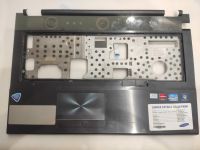 Верхняя часть корпуса (топкейс) Samsung NP700G7A панелью мультимедиа и панелью тачпада BA75-03333A