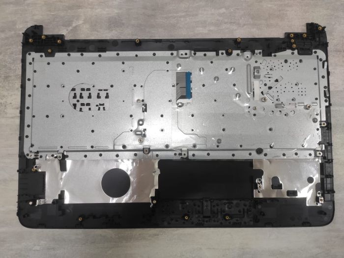 Топкейс для ноутбука с клавиатурой HP 15-AC AF черный новый p/n AP1O2000320  Пластик, цвет чёрный  HP 15-AC, 15-AF, 15-AY, 15-BA, 15-AS, 15-Q, 15Q-AJ, 250 G5 250 G4, 255-G4, 255-G5