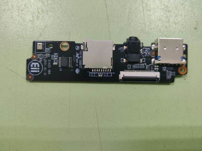 Дочерняя плата с разъемом USB, аудио и разъемом для sd карты S142S Digma EVE 15 P418