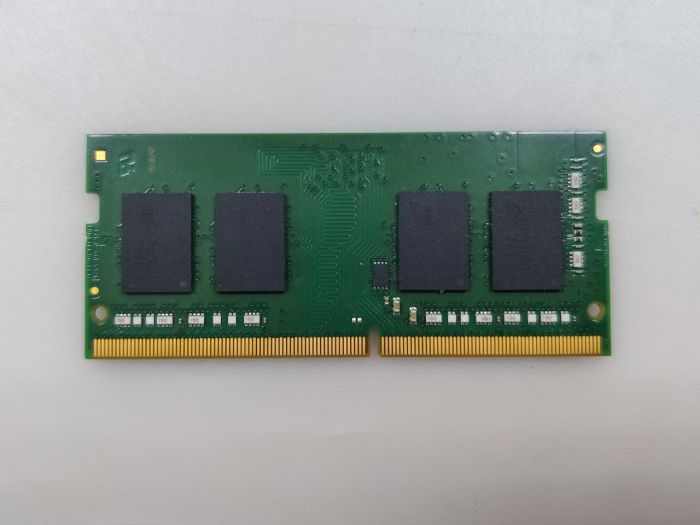 Оперативная память SODIMM 8ГБ noname б/у