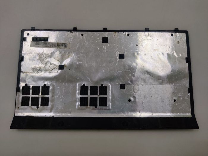 Заглушка корпуса Lenovo G480 AP0N1000200EDA нет защелок