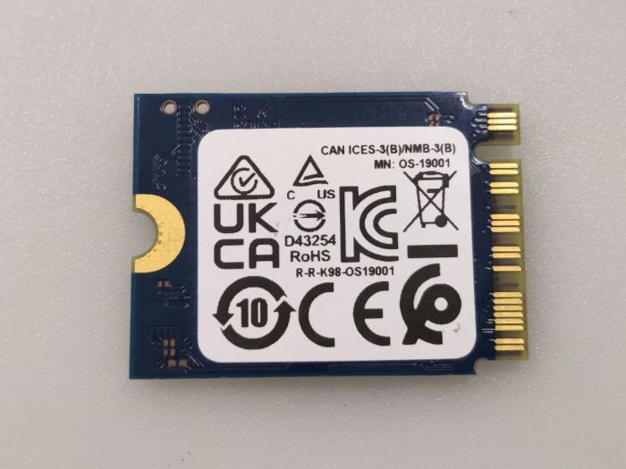 Твердотельный накопитель Dell Vostro 3500/3501 Kingston M.2 2230 NVMe SSD 256 ГБ 0m3pdp3256b-ad