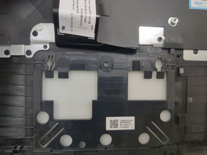 Верхняя часть корпуса топкейс Acer Aspire 3 A315-55 (TFQ36ZAUTATN, EAZAU00401A, SV5T-A72B, NKI15170A2, NK.I1517.0A2, AEZAU700210, NSK-RL0SQ, 6K+NFDOM.0DA, 4H+NFDOM.0DA) сломано 2 футорки и место под крепление в районе тачпада