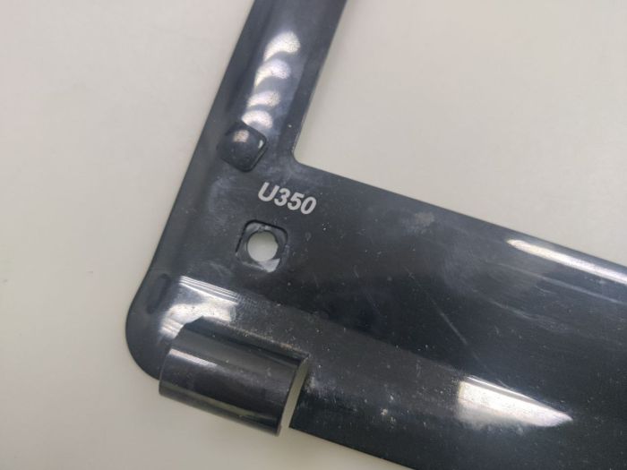 Рамка матрицы для ноутбука Lenovo U350 EALL1LBLV00 подломано место под болт внизу слева