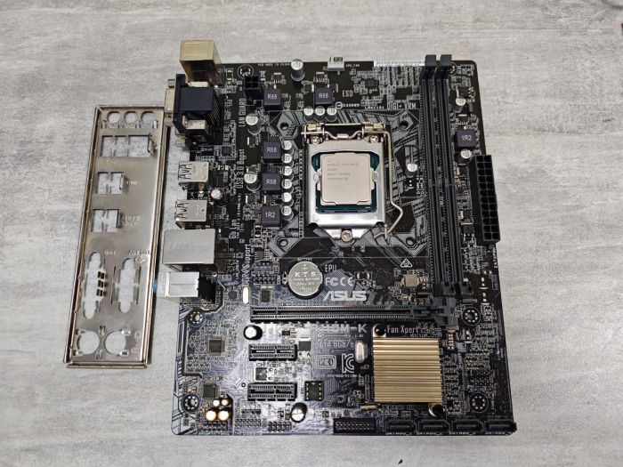 Материнская плата ASUS LGA1151 H110 H110M-K 2xDDR4 1xPCI-Ex16 DVI/Dsub SATA3 USB3 mATX с процессором Pentium G4560